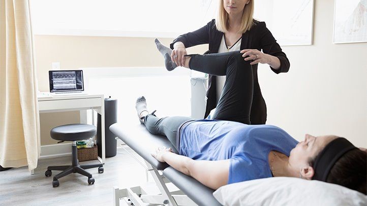درمان دیسک کمر در پاها